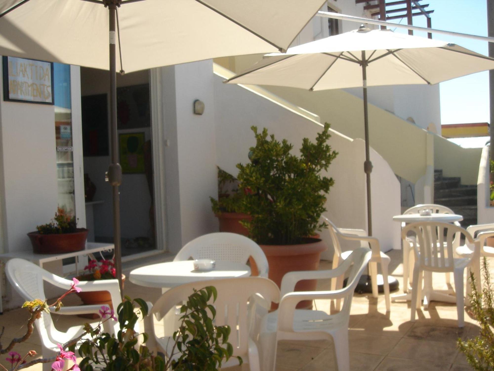 Iliaktida Apartments Rapaniana Bagian luar foto