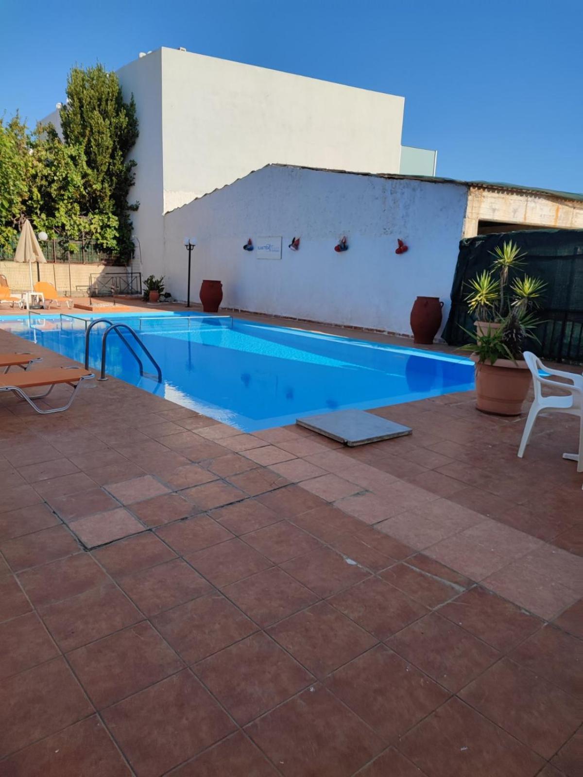 Iliaktida Apartments Rapaniana Bagian luar foto