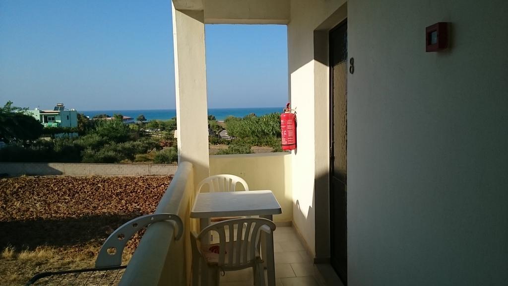 Iliaktida Apartments Rapaniana Bagian luar foto