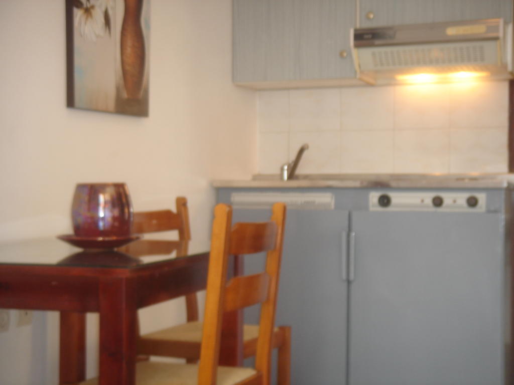 Iliaktida Apartments Rapaniana Bagian luar foto