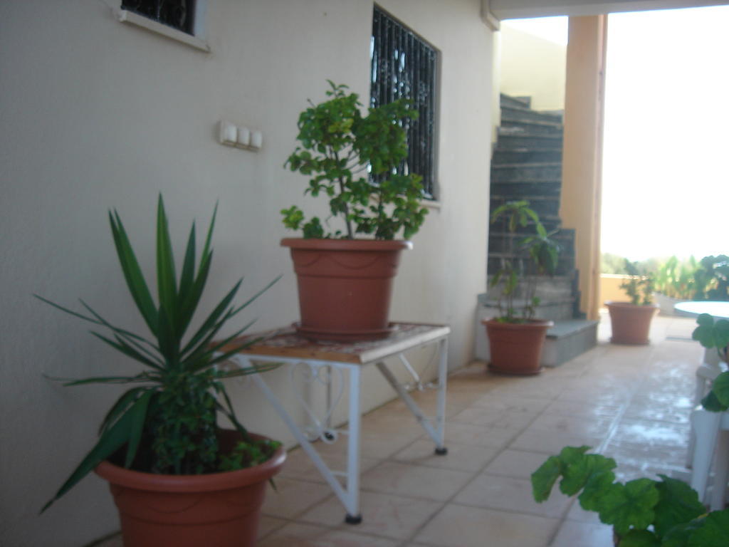 Iliaktida Apartments Rapaniana Bagian luar foto
